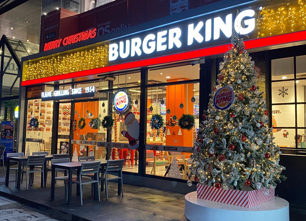 Burger-King-Christmas-Thonglor.jpg