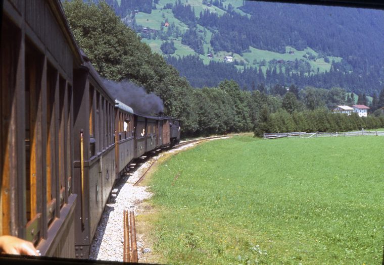 Zillertal Bimmelbahn.jpeg