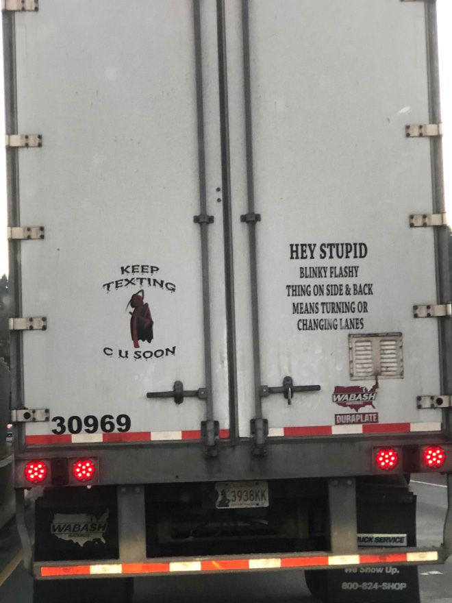 funny-truck-signs19.jpg