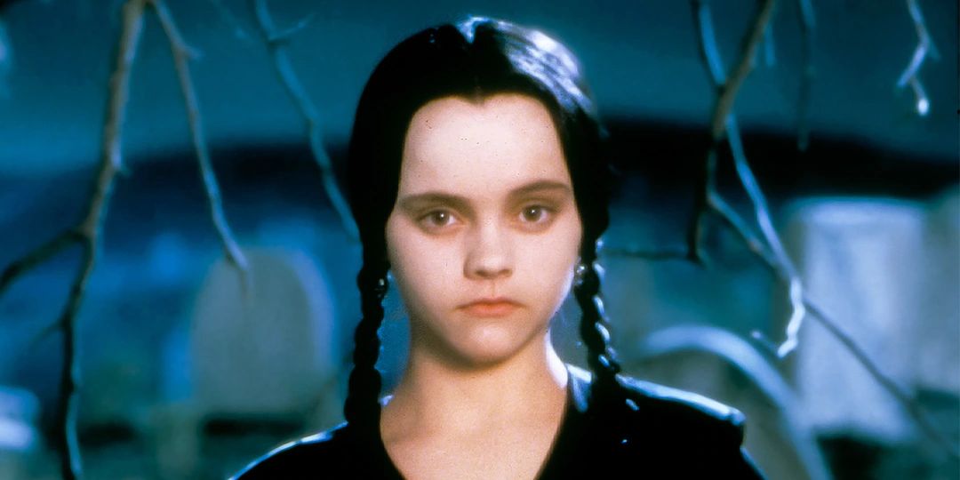 rs_1200x1200-210217165236-1024-christina-ricci-wednesday-addams.jpg