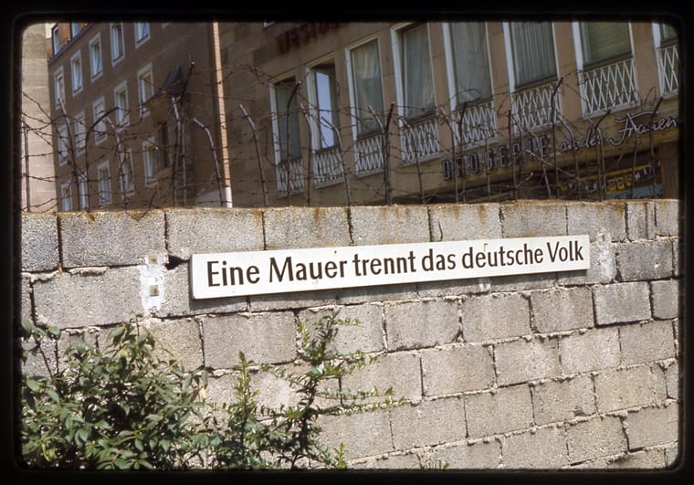 Berlin Wall Replica - Nurenburg.jpeg