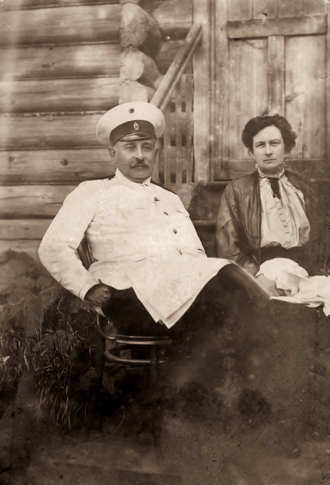 Pavel and Nina, Tambov 1905.jpg